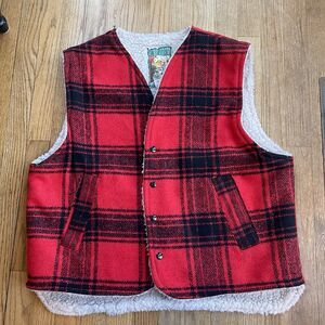 Vintage Canyon Guide Wool Sherpa Vest Sz L Made In USA Snap Red Plaid Outdoor
